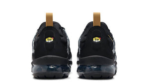 Nike Air VaporMax Plus 'Black Metallic Gold Anthracite